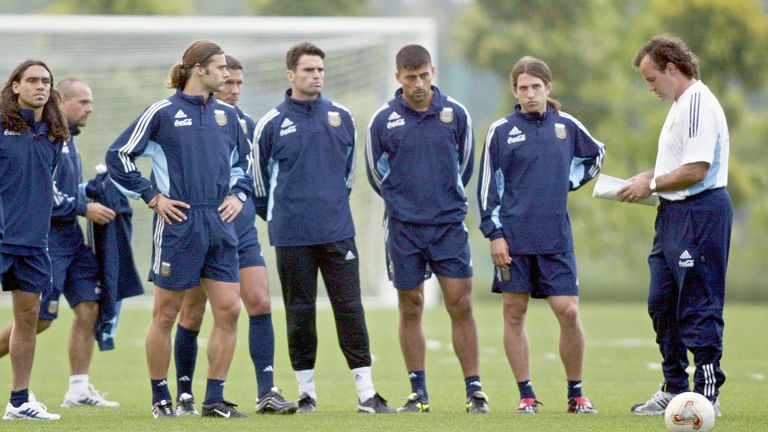 Mauricio Pochettino played under Marcelo Bielsa for Argentina