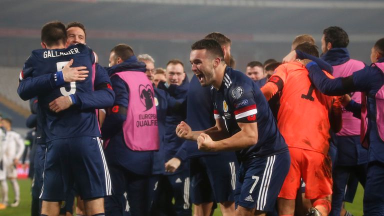 John McGinn celebrates Scotland&#39;s qualification to Euro 2020