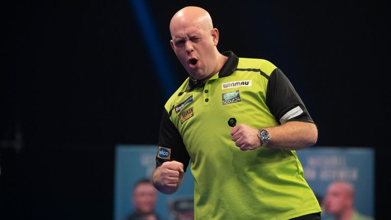 Michael van Gerwen remains on course for a fourth Grand Slam of Darts title after hammering Gary Anderson to reach the last eight