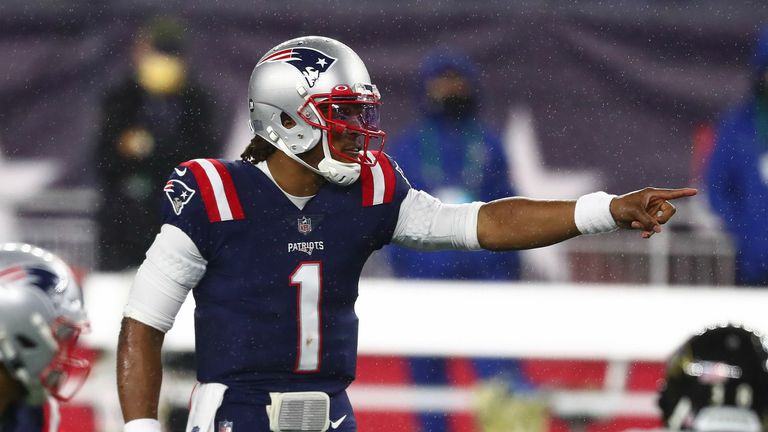 Cam Newton throws first TD pass for 7 weeks for the New England Patriots