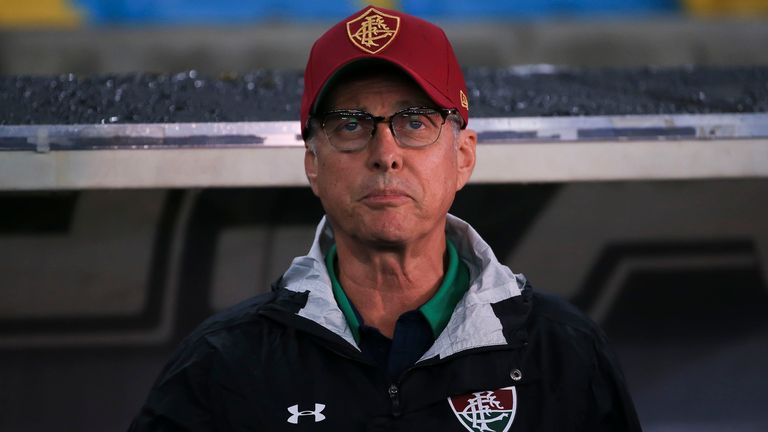 Head coach Oswaldo de Oliveira of Fluminense in action during a match between Fluminense and Santos as part of Brasileirao Series A 2019 at Maracana Stadium on September 26, 2019 in Rio de Janeiro, Brazil.