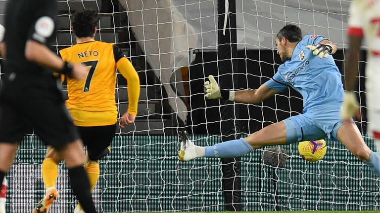 Pedro Neto scores Wolves' equaliser against Southampton