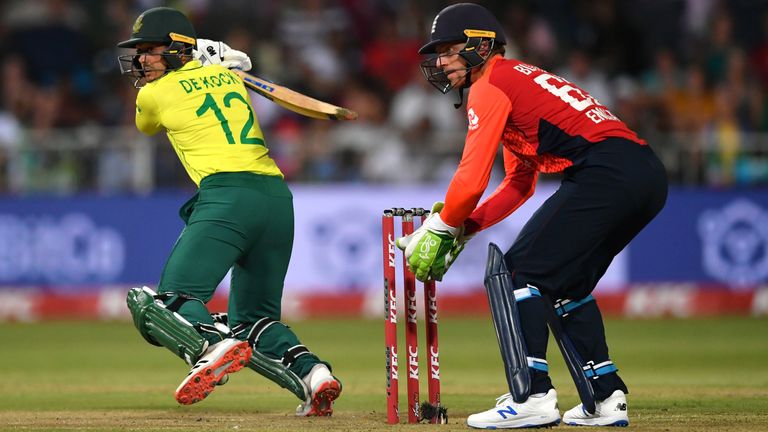Quinton de Kock of South Africa bats as Jos Buttler of England keeps wicket during the Second T20 International match between England and South Africa at Kingsmead Stadium on February 14, 2020 in Durban, South Africa. (Photo by Dan Mullan/Getty Images)