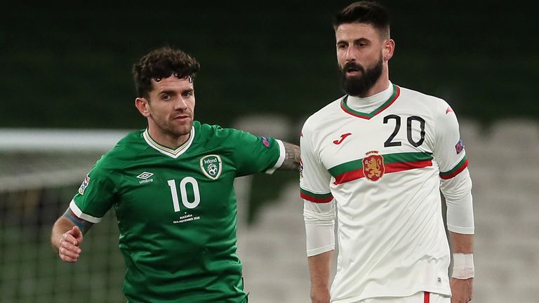 Republic of Ireland's Robbie Brady and Bulgaria's Dimitar Iliev (right) battle for the ball
