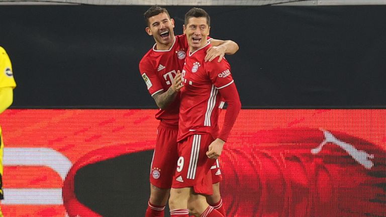 Robert Lewandowski put Bayern ahead