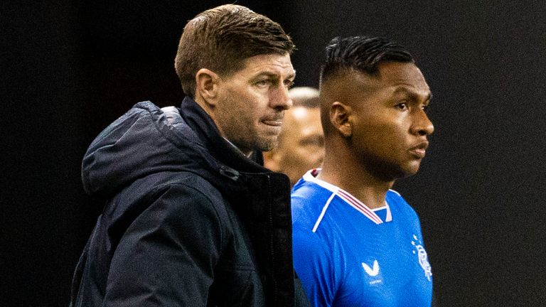 GLASGOW, SCOTLAND - OCTOBER 29: Rangers Manager Steven Gerrard with Alfredo Morelos  during a Europa League group stage match between Rangers and Lech Poznan at Ibrox Stadium, on October 29, 2020, in Glasgow, Scotland. (Photo by Alan Harvey / SNS Group)