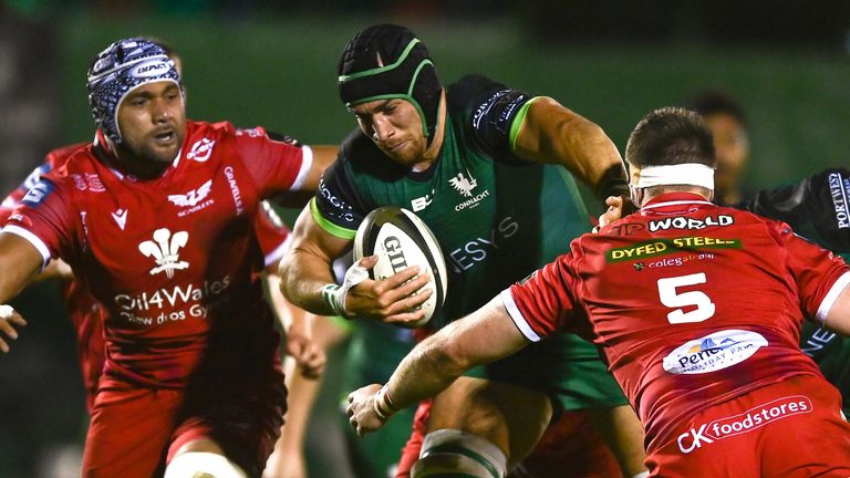 14 November 2020; Ultan Dillane of Connacht is tackled by Morgan Jones of Scarlets during the Guinness PRO14 match between Connacht and Scarlets at Sportsground in Galway. Photo by David Fitzgerald/Sportsfile