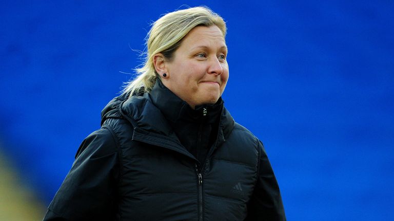 Wales manager Jayne Ludlow is not expecting lowly Faroe Islands to be able to do her side any favours when they face Northern Ireland.