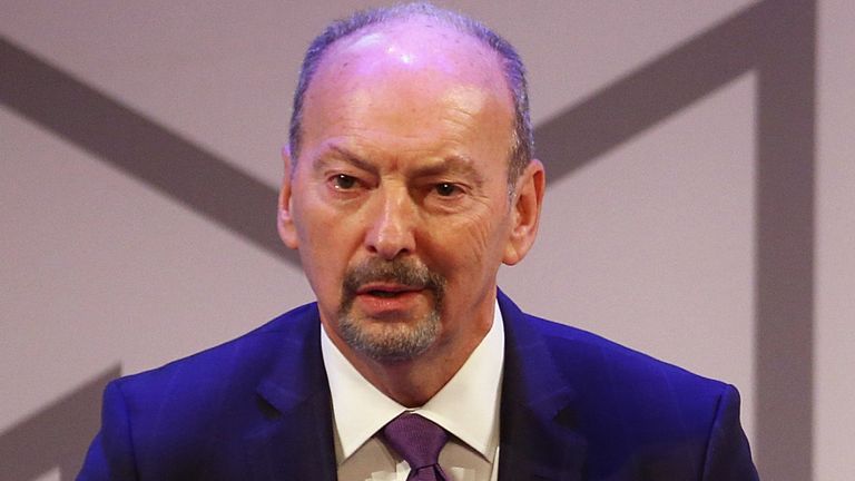 Former Liverpool CEO Peter Moore will support Hollywood stars Ryan Reynolds and Rob McElhenney at Wrexham