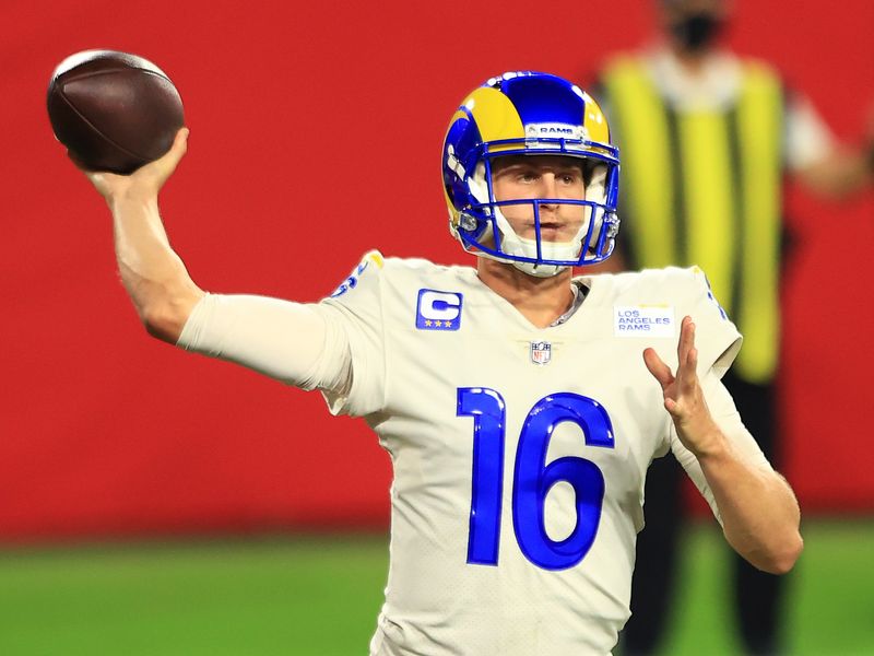 Highlights: Watch L.A. Rams QB Jared Goff throw two TD passes to