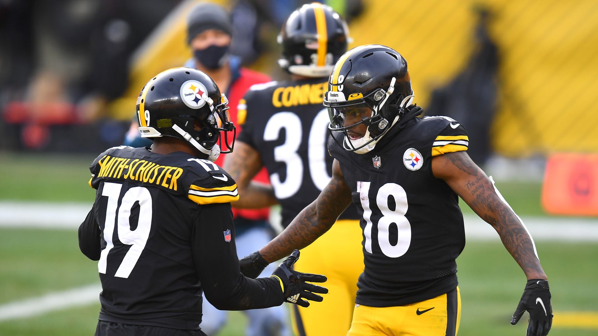 Steelers rally to end losing run against Colts