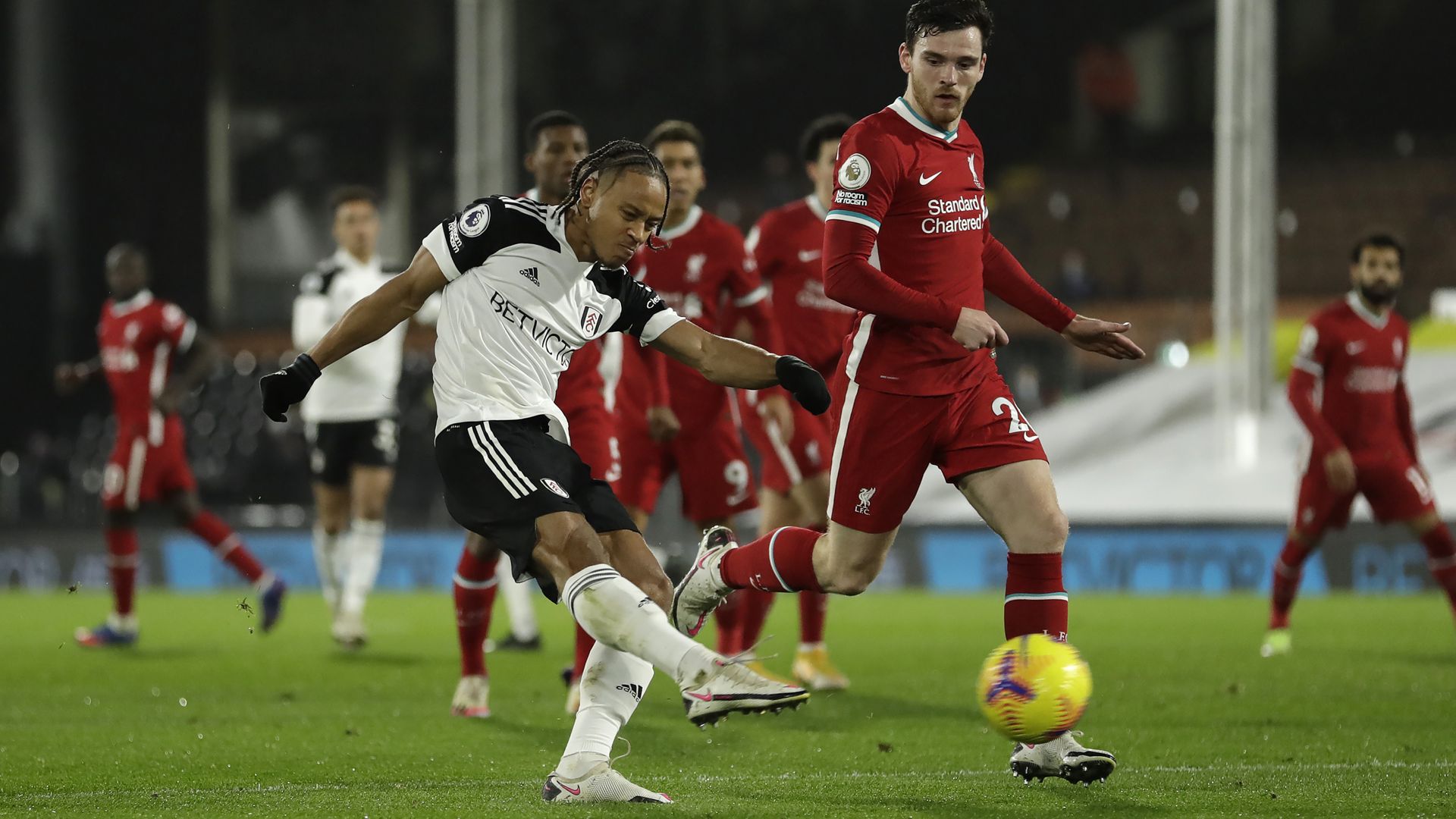 Fulham's fast start costs Liverpool top spot