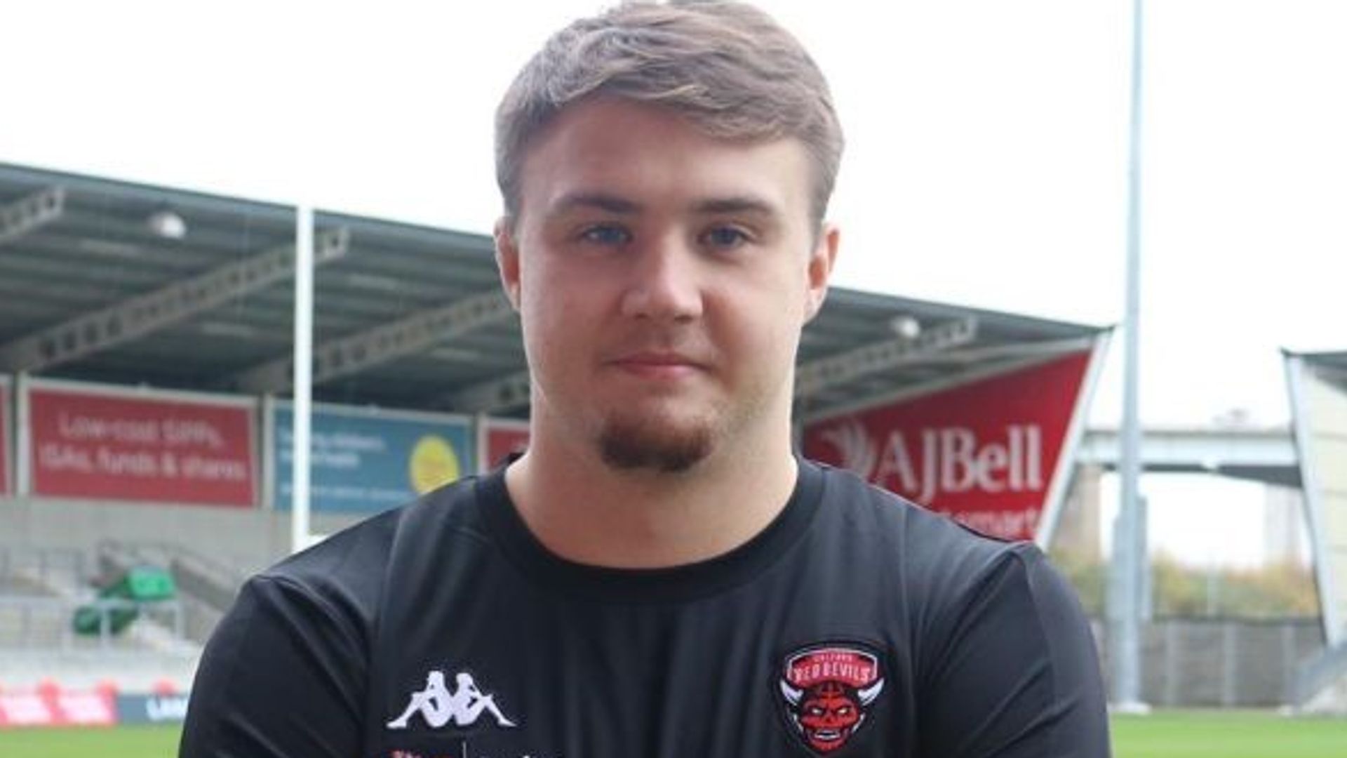 Wells signs three-year Salford deal