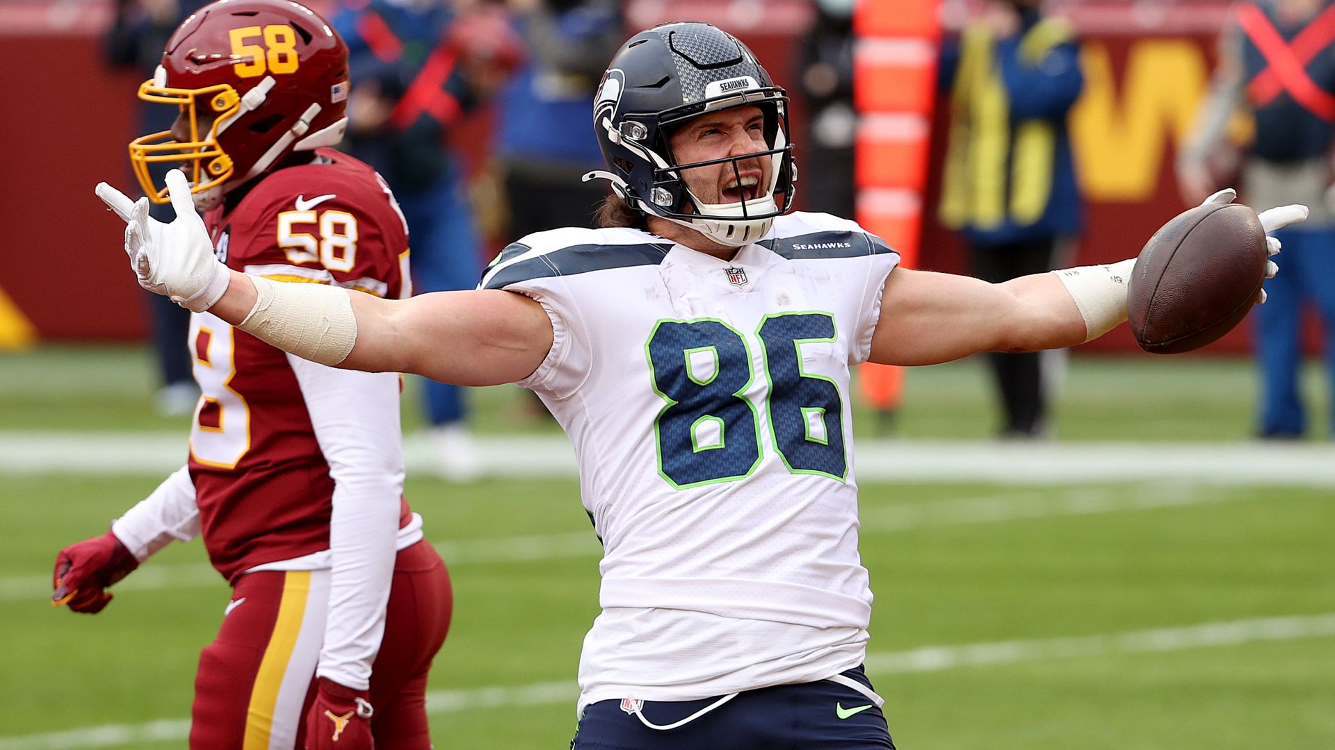 Seahawks hold off Washington fightback