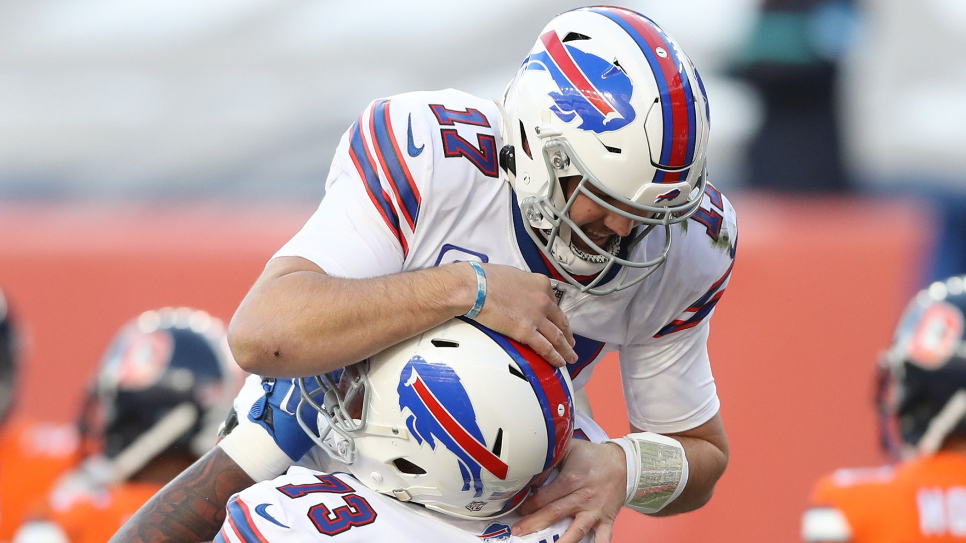 Allen stars as Bills clinch AFC East crown