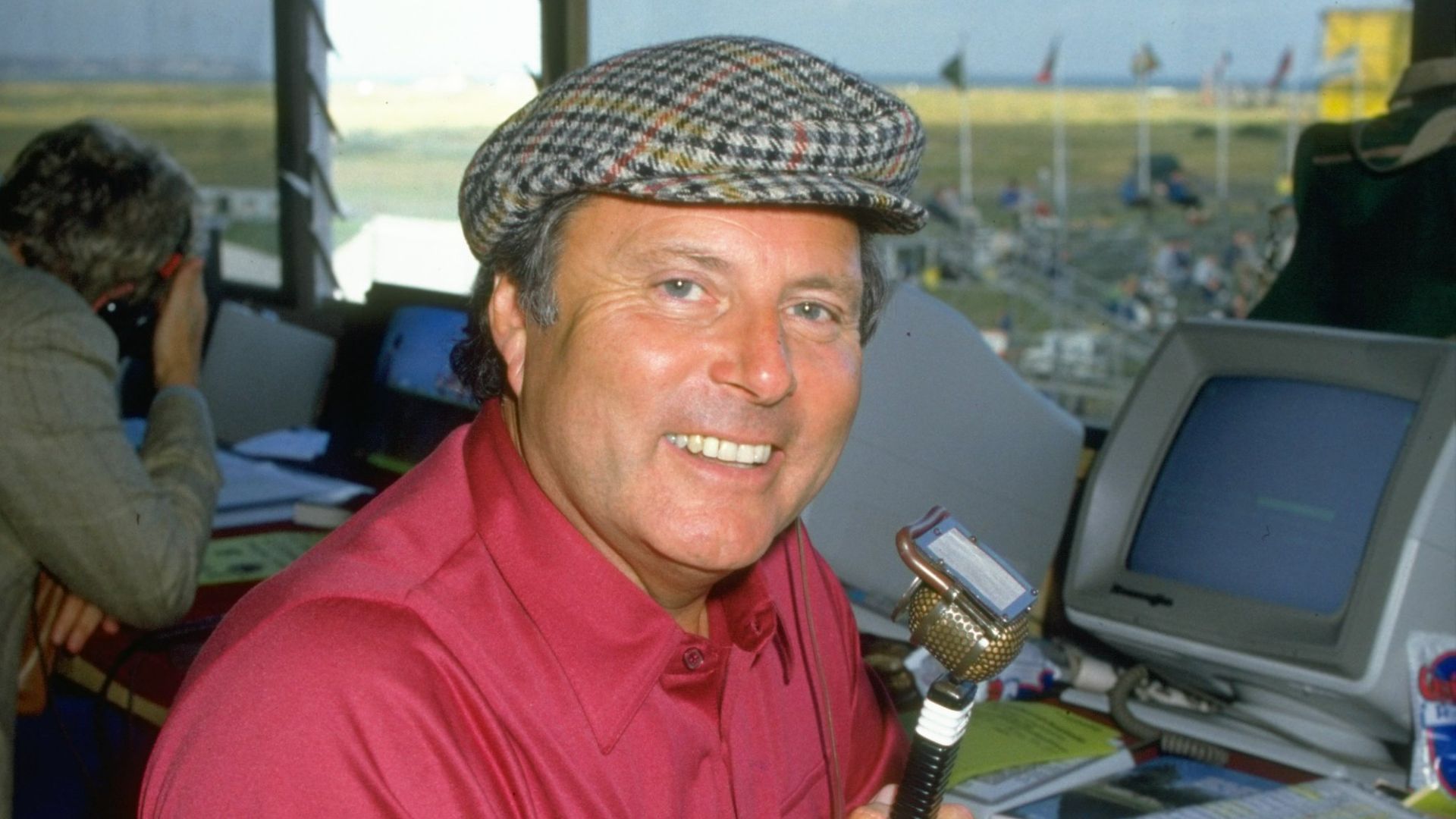 'Voice of golf' Peter Alliss dies aged 89