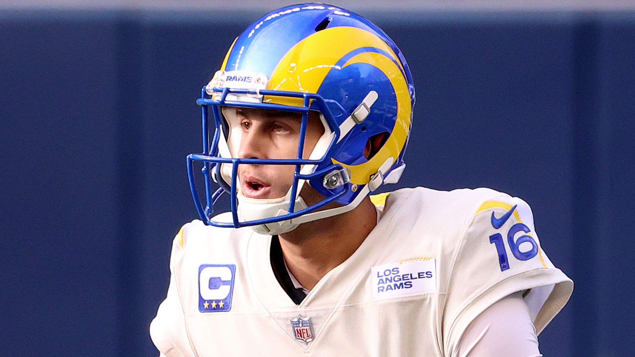 Los Angeles Rams - First look at Jared Goff in full uniform at the Coliseum  