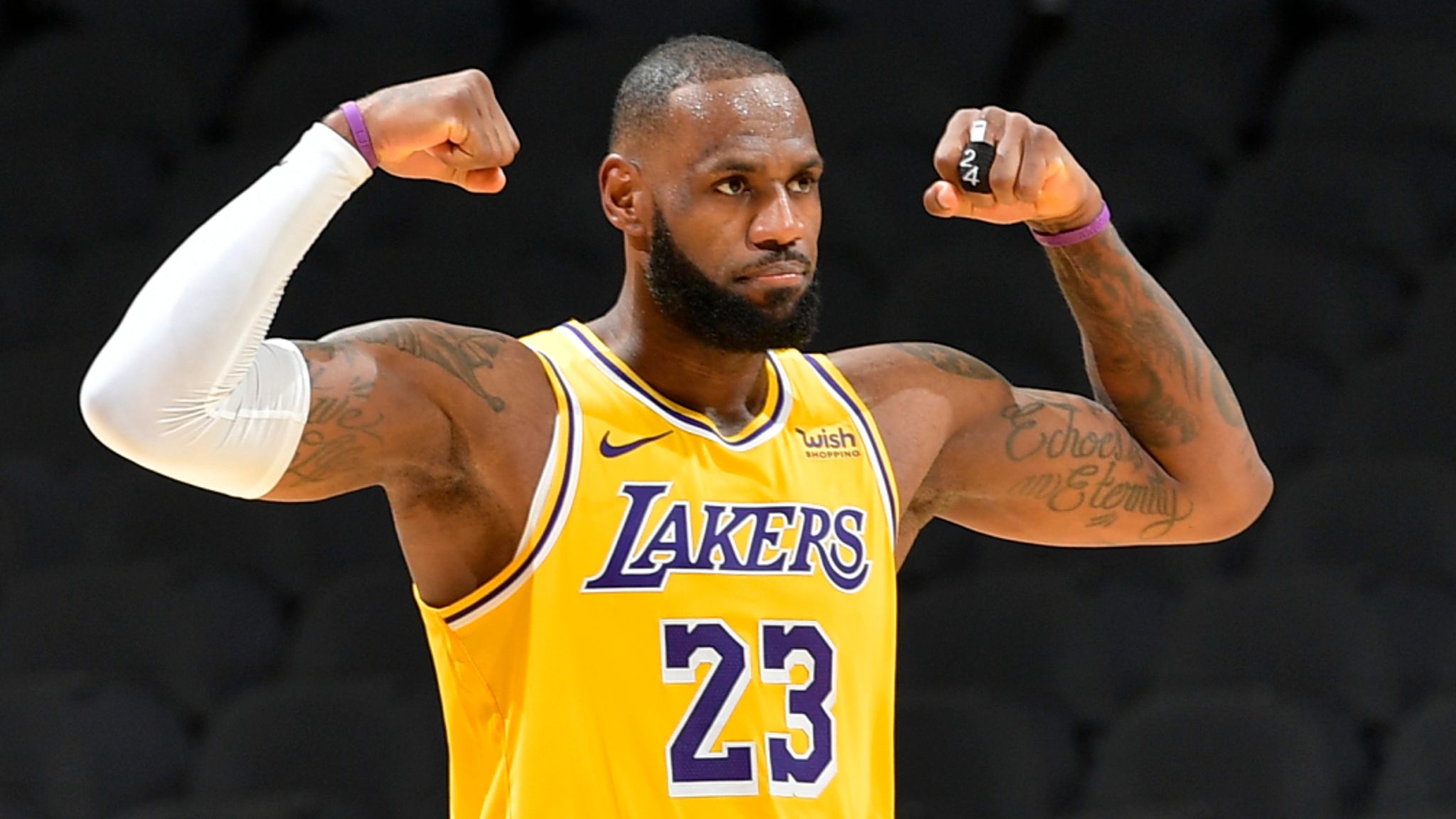 47 Los Angeles Lakers LeBron James 23 T-Shirt - Black S