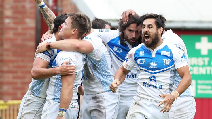 Picture by Ash Allen/SWpix.com - 08/06/2019 - Rugby League - Betfred Championship - York City Knight v Toulouse Olympique - Bootham Crescent, York, England - Toulouse Olympique celebrate a try.