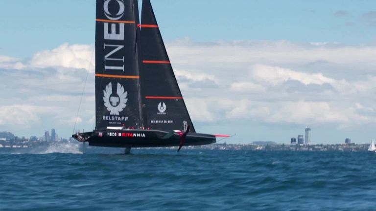America's Cup: Boats that fly - sailing as you have never seen it before -  BBC Sport