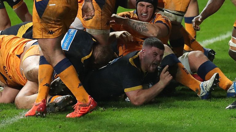 Alfie Barbeary of Wasps scores the first try during the Heineken Champions Cup Pool 1 match between Wasps and Montpellier at Ricoh Arena on December 18, 2020 in Coventry, England. (Photo by David Rogers/Getty Images)