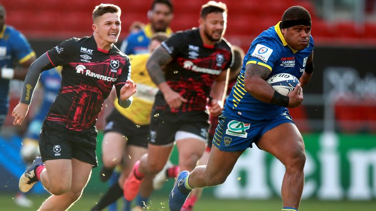 Apisai Naqalevu sprinted in for Clermont's second after intercepting a Callum Sheedy pass