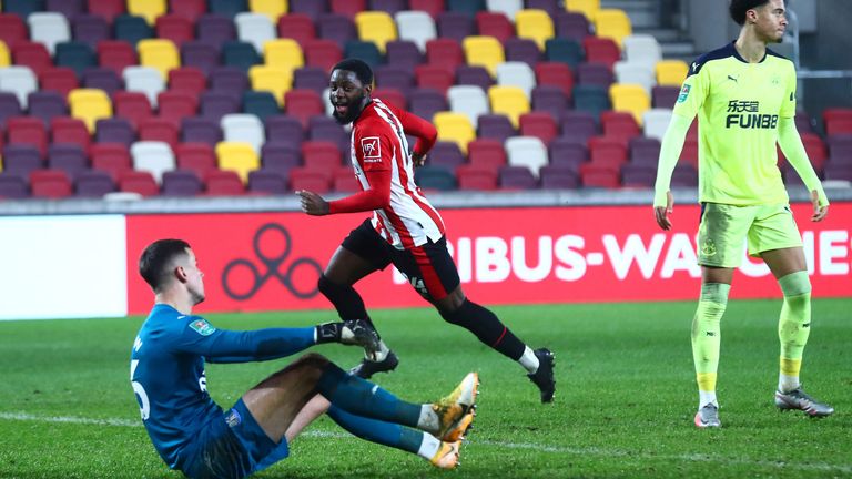 Josh Dasilva scores the winner for Brentford past Karl Darlow