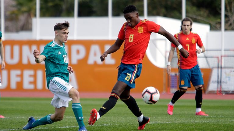 Barcelona&#39;s Ilaix Moriba in action earlier this year for Spain Under 17s