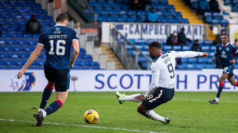 Jermain Defoe doubled his league tally for the season with a 90th-minute fourth in Rangers' win at Ross County