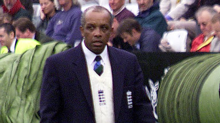 Umpire John Holder (left) alongside fellow Umpire Steve Bucknor at Lords in 2001.
