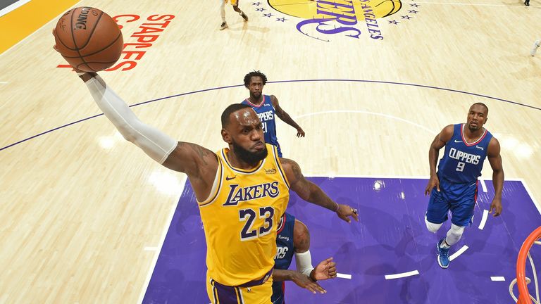 LeBron James #23 of the Los Angeles Lakers dunks the ball against the LA Clippers on December 22, 2020