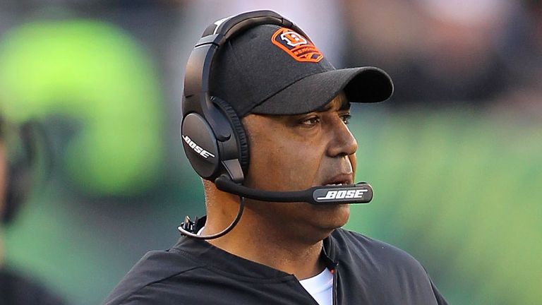 Marvin Lewis is in the frame for the head-coaching position at Houston Texans