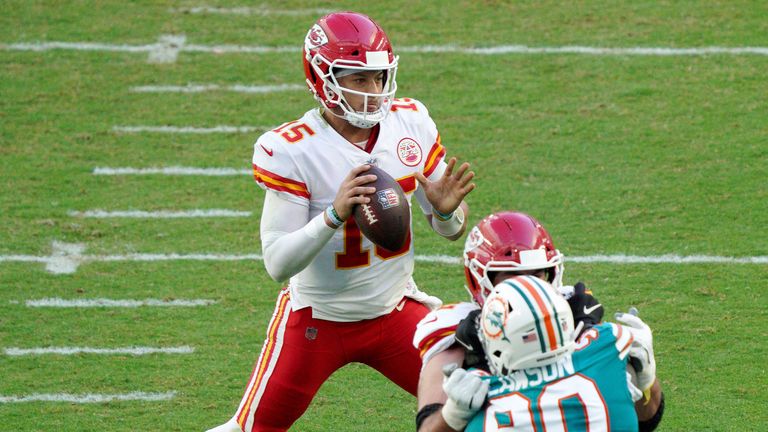 Miami Dolphins vs. Kansas City Chiefs live updates