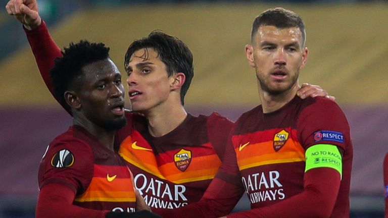 Roma booked their place in the Europa League round of 32 on Thursday