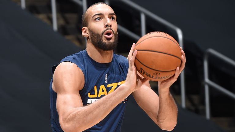 LOS ANGELES, CA - DECEMBER 17: Rudy Gobert #27 of the Utah Jazz warms up before a preseason game against the LA Clippers on December 17, 2020 at STAPLES Center in Los Angeles, California. NOTE TO USER: User expressly acknowledges and agrees that, by downloading and/or using this Photograph, user is consenting to the terms and conditions of the Getty Images License Agreement. Mandatory Copyright Notice: Copyright 2020 NBAE (Photo by Adam Pantozzi/NBAE via Getty Images)