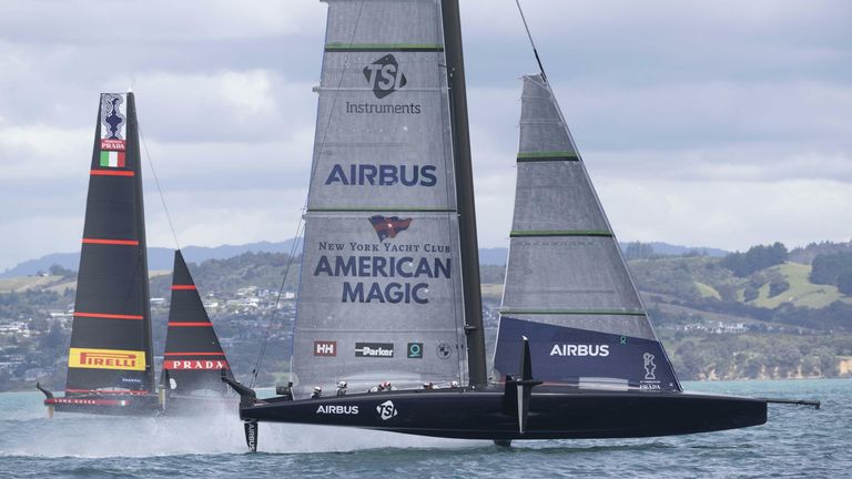 America's Cup: Boats that fly - sailing as you have never seen it before -  BBC Sport