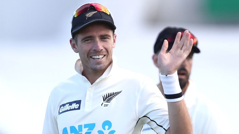 Tim Southee takes 300th Test wicket as New Zealand close in on win over  Pakistan in first Test | Cricket News | Sky Sports