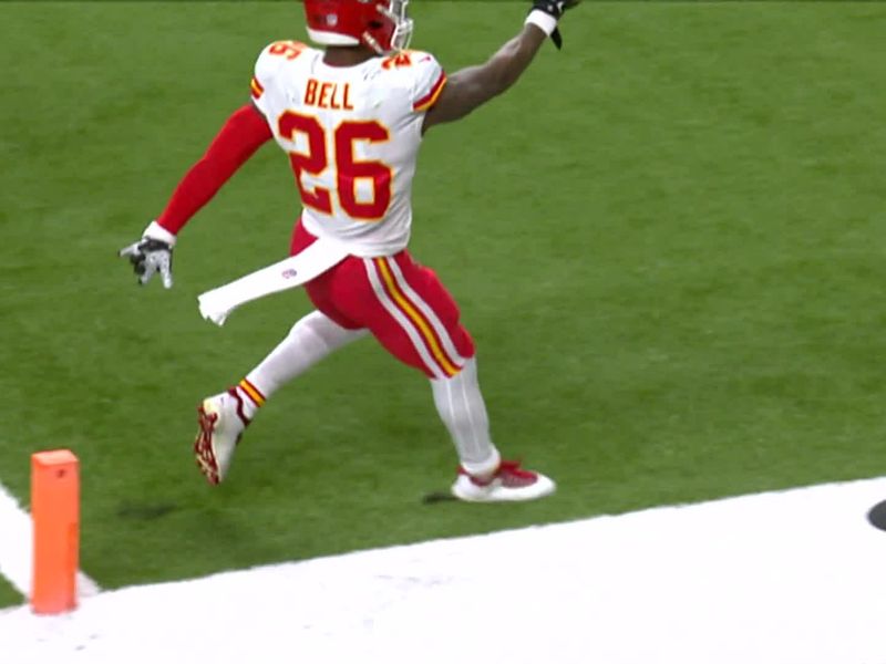 Chiefs win ninth in a row, move to 13-1 with 32-29 win over Saints