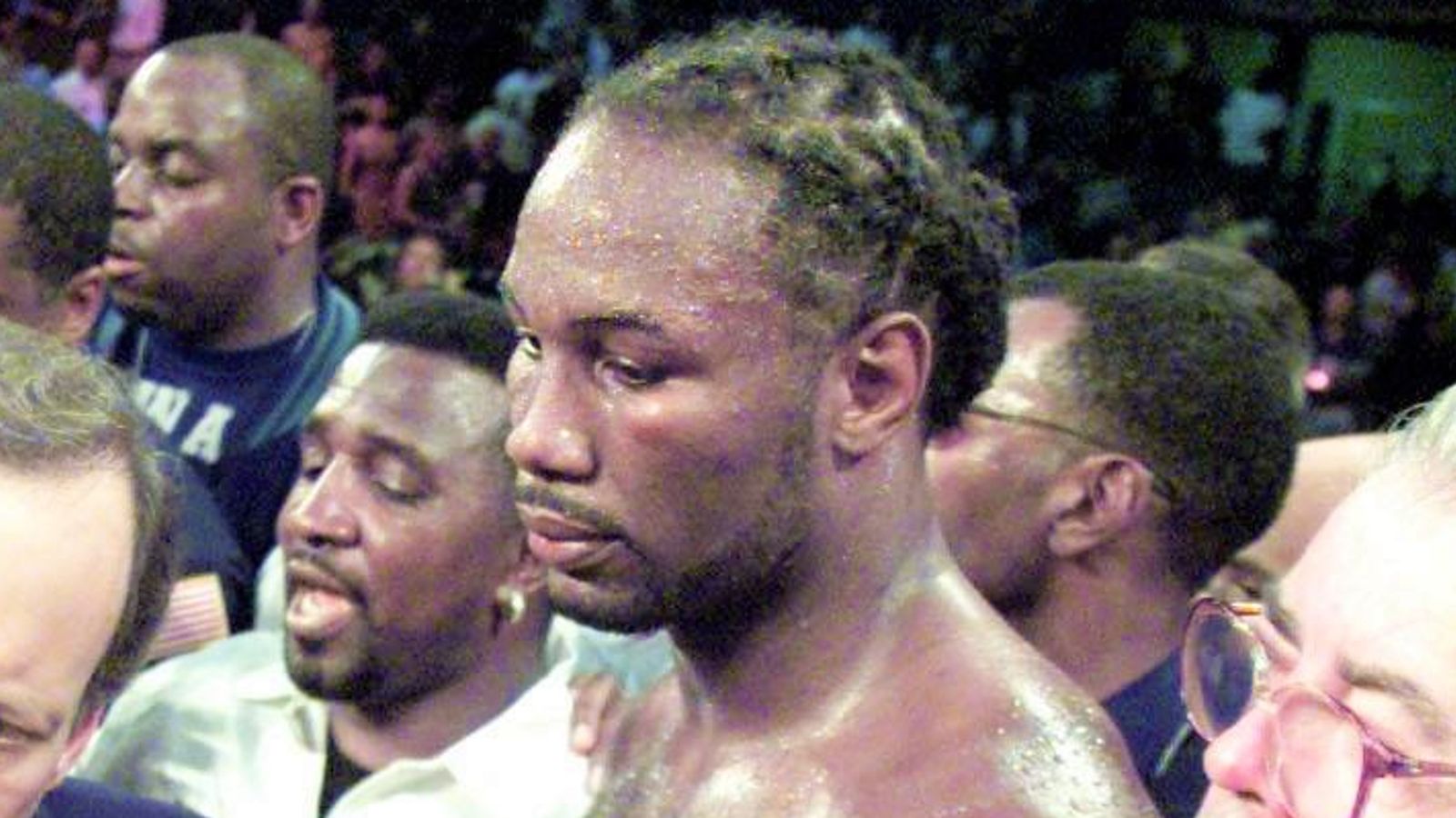 https://e0.365dm.com/21/01/1600x900/skysports-lennox-lewis-harold-knight_5245243.jpg?20251001192432