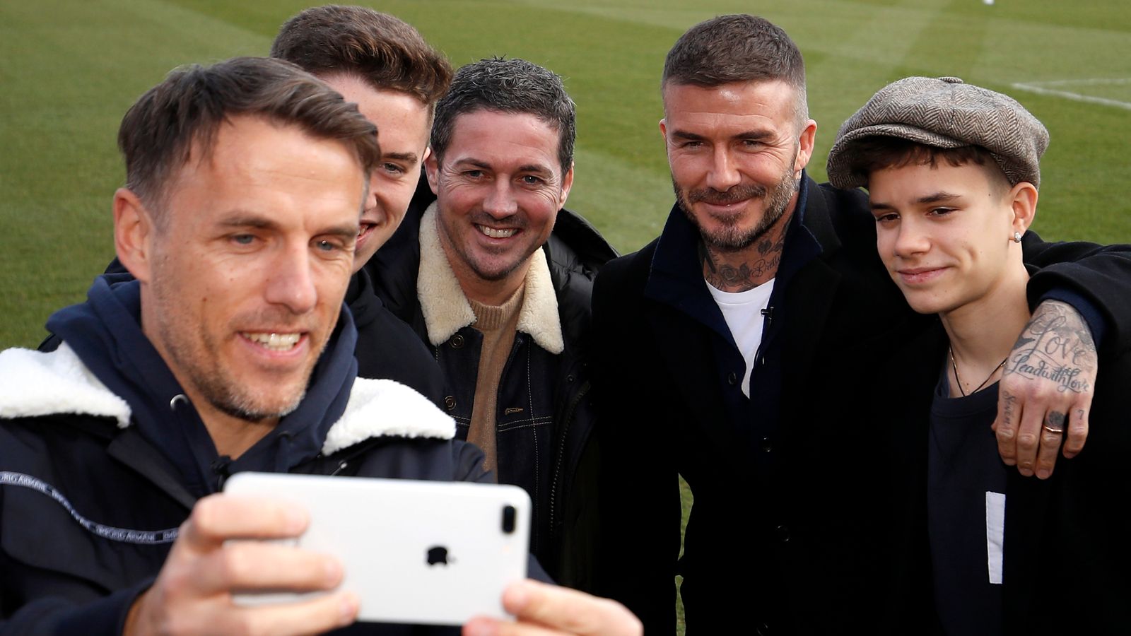 David Beckham Defends Phil Neville Appointment At Inter Miami It S Not Because Of Friendship Football News Sportsdol