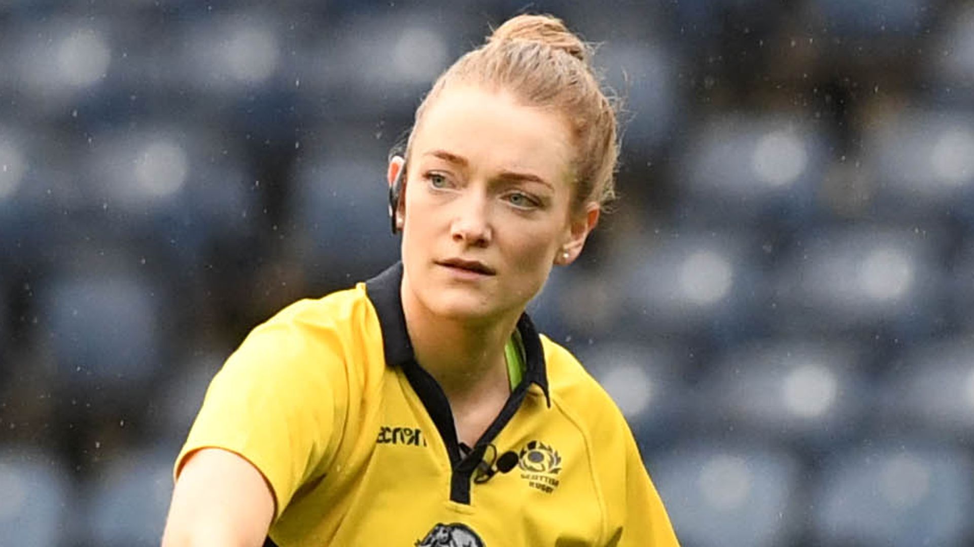 Hollie Davidson to referee her first men's pro game