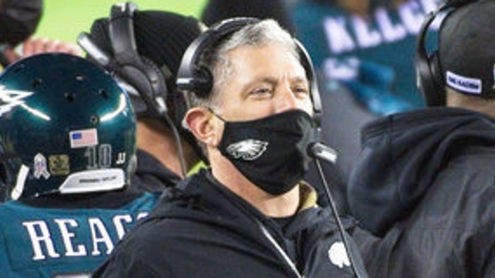 Eagles enforcing 'no-hat rule' versus Washington