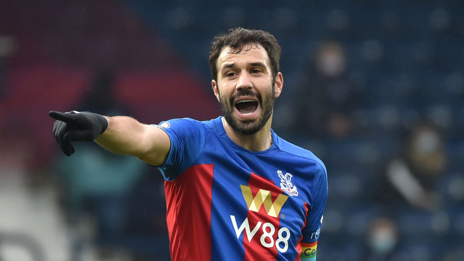 Hodgson defends Milivojevic selection