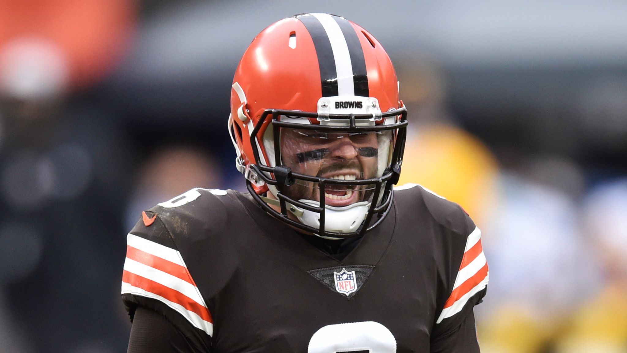 Browns end long playoff drought, survive late Steelers rally