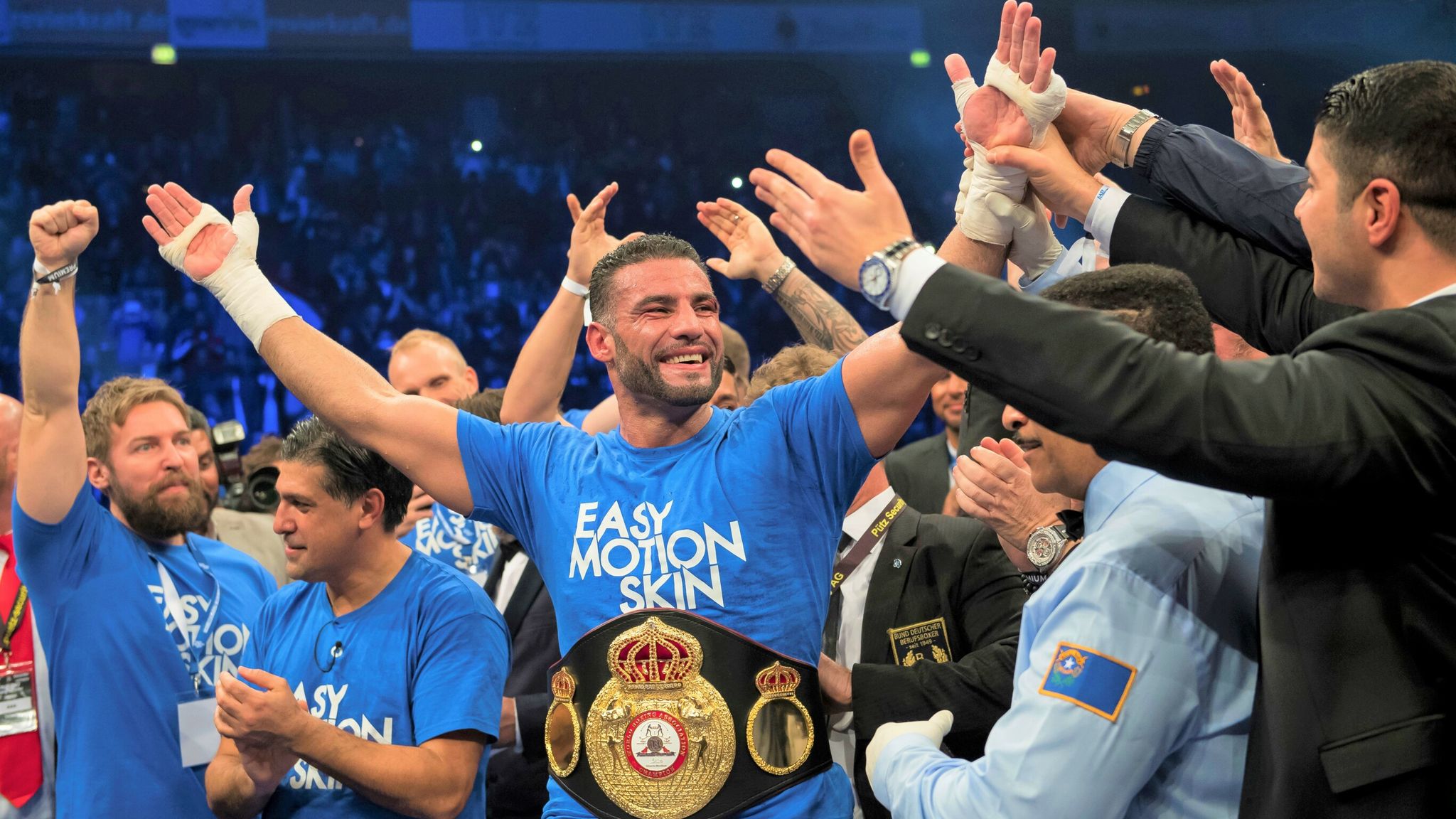 Mahmoud Charr's WBA 'regular' title fight in doubt, denting his hopes Mahmoud Charr's WBA 'regular' title fight in doubt, denting his hopes