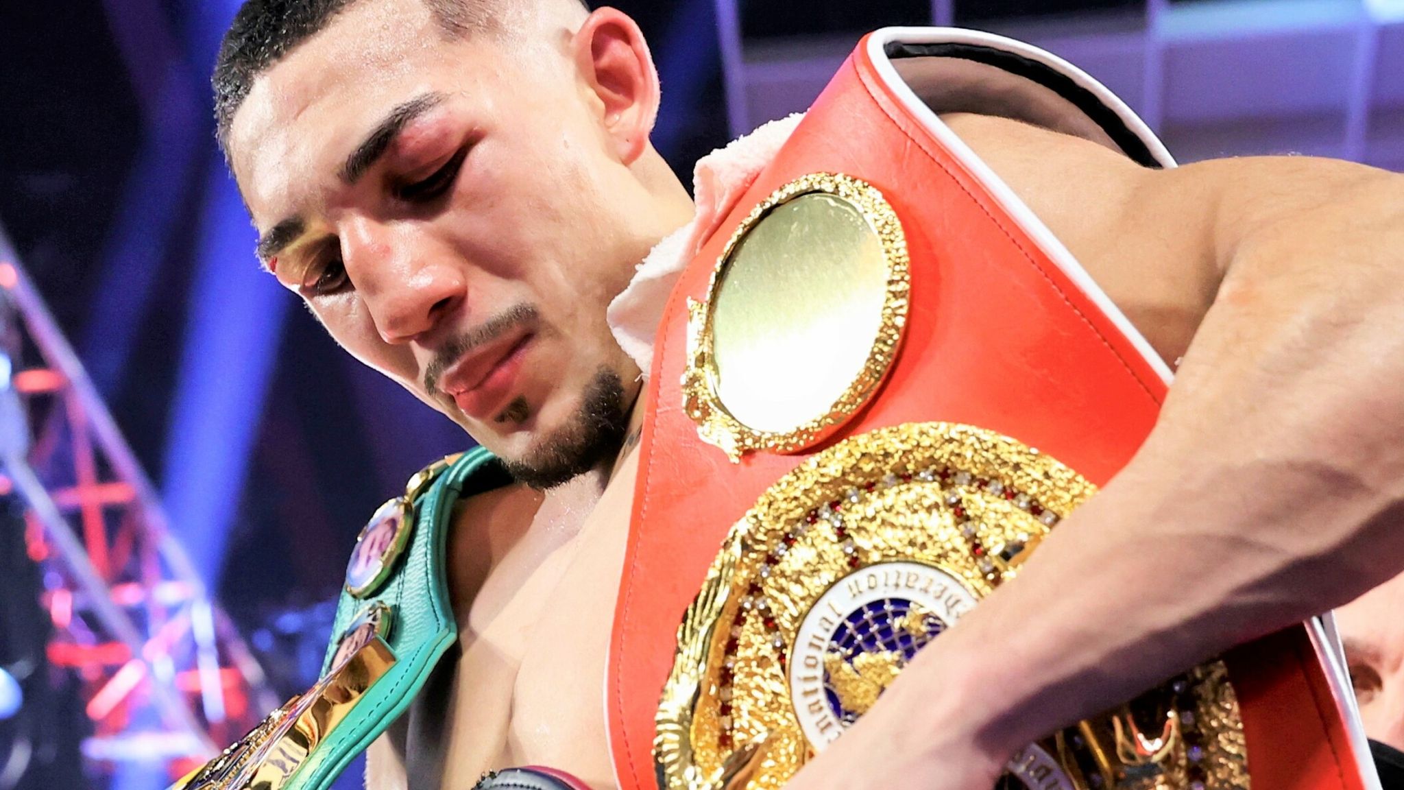 Teofimo Lopez's knockdown by Janelson Figueroa Bocachica was caught on 