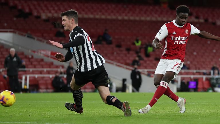 Bukayo Saka scores to put Arsenal 2-0 up against Newcastle