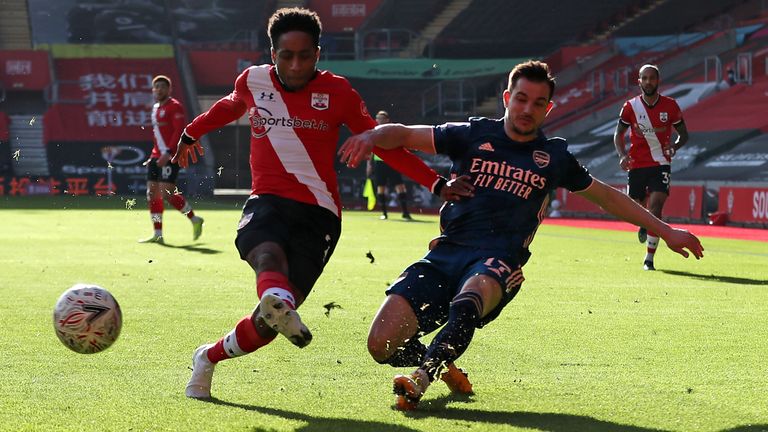 Cedric Soares in action against Southampton