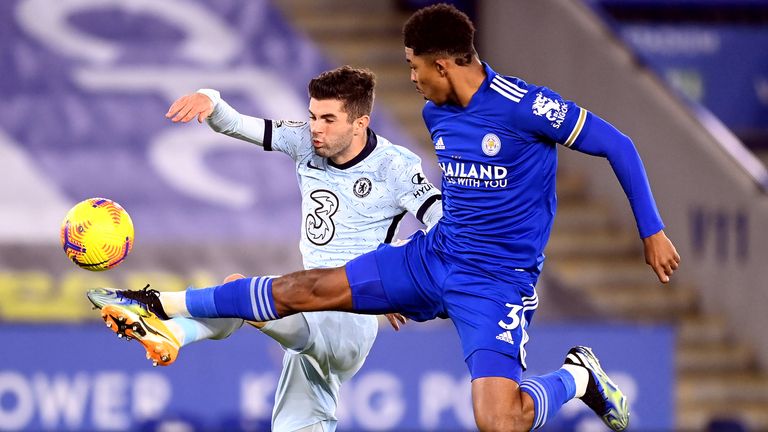 Chelsea's Christian Pulisic (left) and Leicester City's Wesley Fofana battle for the ball during the Premier League match at the King Power Stadium, Leicester. Picture date: Tuesday January 19, 2021.