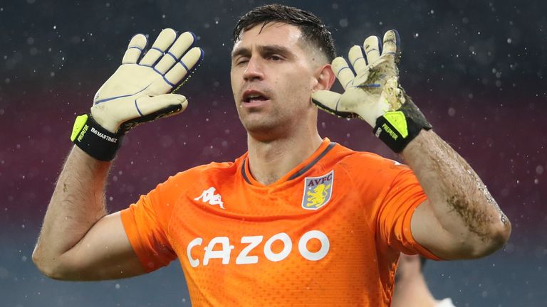 Emiliano Martinez's rise is similar to Darlow's